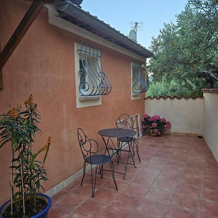 Bastide Des Oliviers Bed and Breakfast Moustiers-Sainte-Marie Exteriör bild