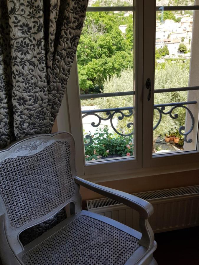 Bastide Des Oliviers Bed and Breakfast Moustiers-Sainte-Marie Exteriör bild