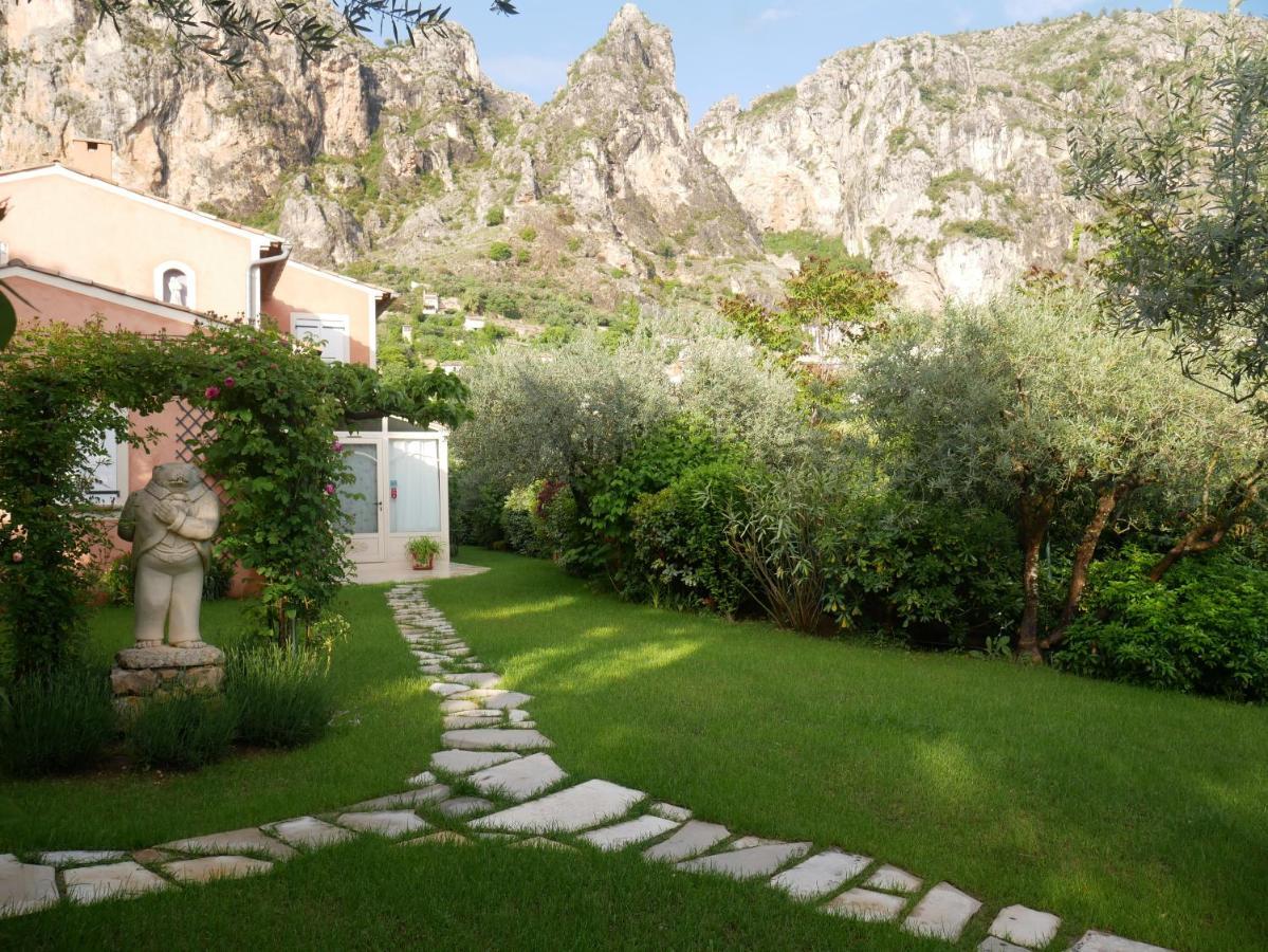 Bastide Des Oliviers Bed and Breakfast Moustiers-Sainte-Marie Exteriör bild